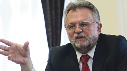 Razumno:  Dušan Vujović