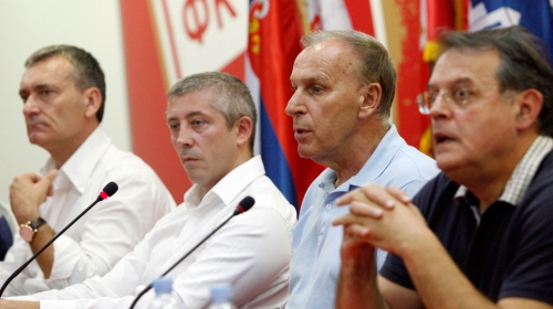 Njihovi problemi  ne zanimaju čenike  FSS-a: Čović, Džajić,  Kokeza i Stojadinović