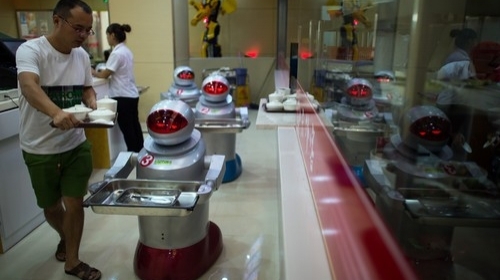 Robot restoran u Kini / Foto: Profimedia.rs