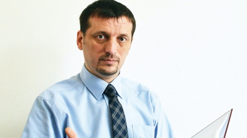 Apsolutno  sam svestan  da će mi mnogi  zameriti, da  mi mnogi neće  oprostiti  „izdaju“