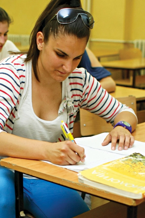 Želela je  samo da se  našali: Jovana  Damnjanović