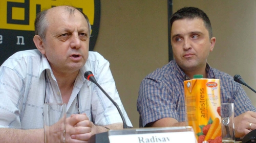 Dragan J. Vučićević
