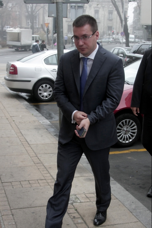 nis, Kiril Kravcenko
