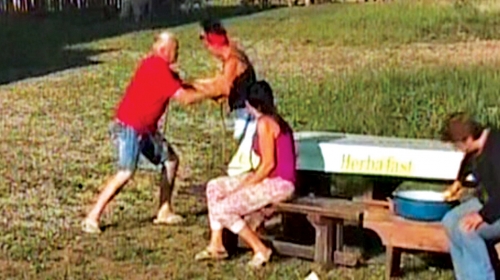 ... pa pojurio  za Saškom