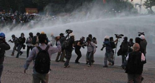 Prisiljeni da se povuku sa trga Taksim