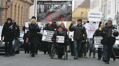 Mržnja i  dalje traje