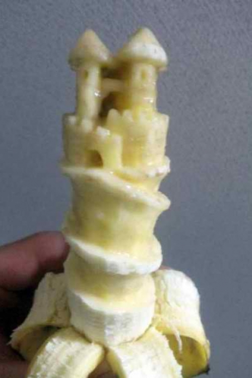 Banana kao sklulptura