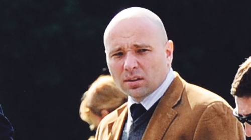 Negira krivicu:  Saša Dragin