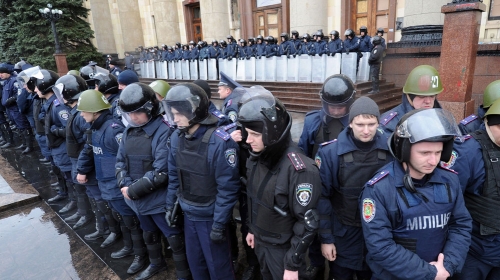 Policija štiti  državne zgrade