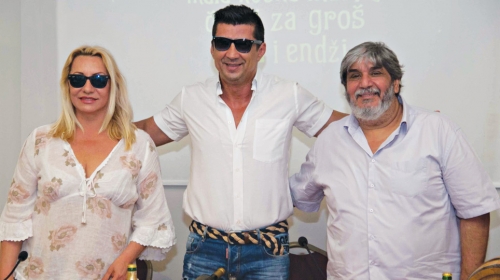 Učesnici „Kafana festa“:  Zmiki, Peja i Toma
