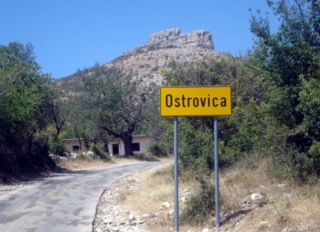 Deo Ostrovice bez vode