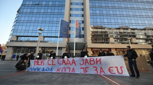 Protest Dveri