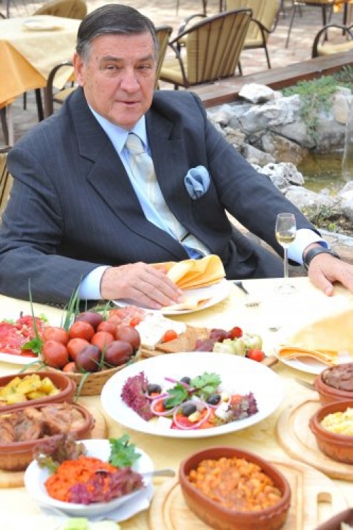 Milutin Mrkonjić