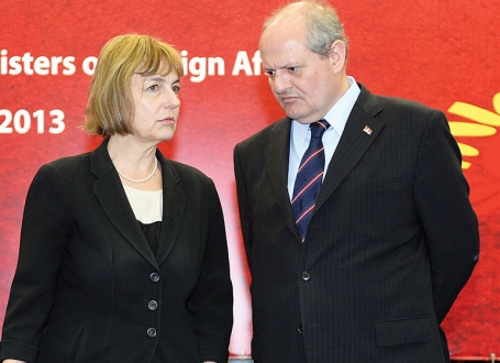 Odgovore  najavili za  danas: Vesna Pusić i Ivan Mrkić