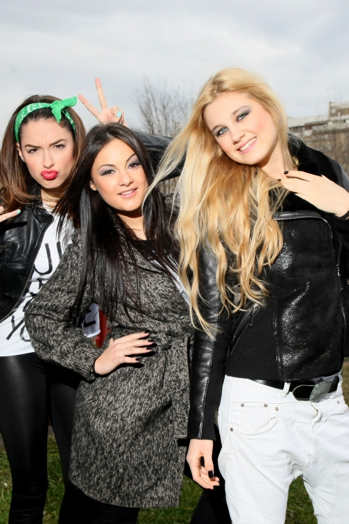 Nevena, Mirna i Sara