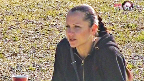 „Ja bih ovde otvorila vrata, ubacila  bombu bez trunke griže savesti i  zatvorila vrata!”, rekla je Pantovićeva