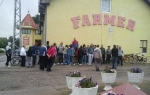 Očajni radnici štrajkuju pred preduzećem