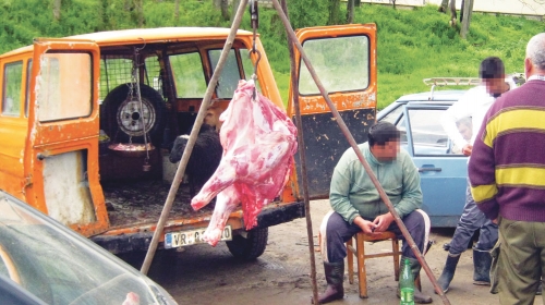Izuzetno je opasno  jesti meso koje nije  kontrolisano