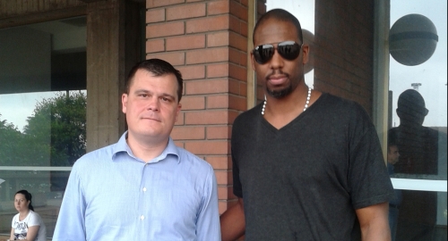 Kimani Frend i njegov advokat Jugoslav Tintor