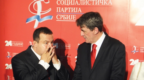Žarko,  pomeri se, ne vidim Vučića