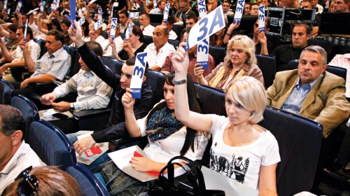 Žene vole oficire, ali i ministre odbrane: Članice SNS-a
