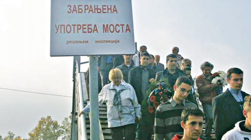 Pukom srećom izbegnuta tragedija: Kolonu predvodila gradska vlast