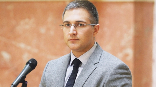 SNS još bez  kandidata za  gradonačelnika:  Nebojša  Stefanović