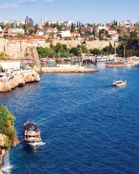 Antalijsku regiju Turci smatraju  jednom od  najlepših u svom  bogatom turističkom raju