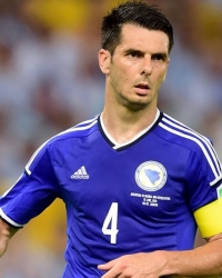 Emir Spahić