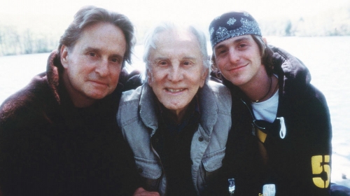 Deda, otac i unuk: Kirk,  Majkl i Kameron