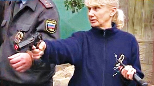 Majka monstrum pokazuje  kako je koristila oružje:  Ines Tarverdijeva