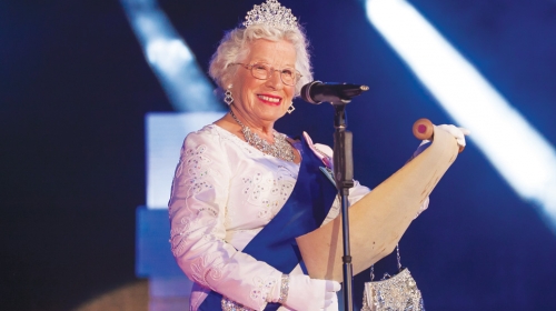Dvojnica  kraljice  Elizabete
