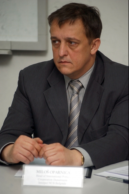Miloš Oparnica