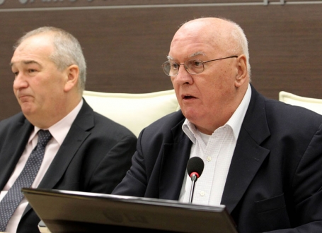 Zakon koji eliminiše  sindikate: Branislav Čanak  i Ljubisav Orbović (levo)