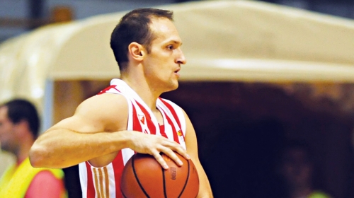 Glavni tviteraš u Zvezdi: Igor Rakočević