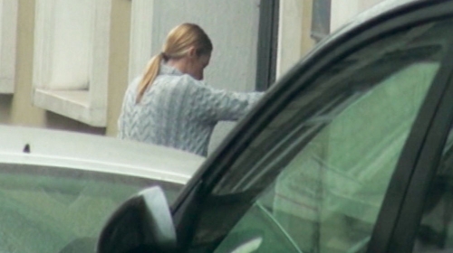 Bekvalčeva juče  ispred Ljubine zgrade