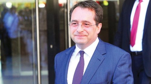 Do Tačija došla  informacija da se Peci  u Beogradu sreo sa  predstavnicima  srpske bezbednosti