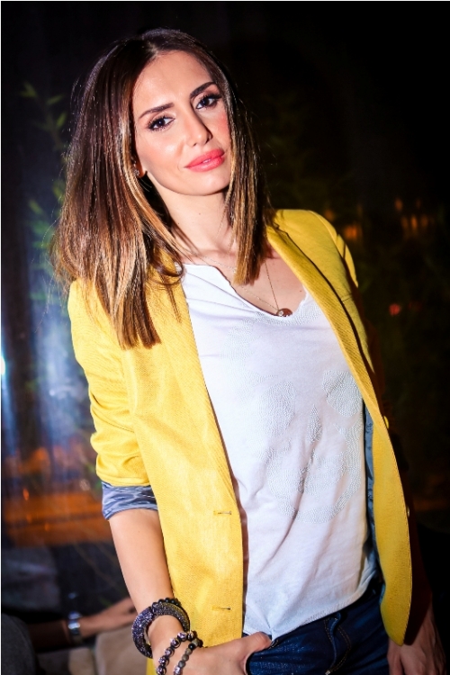 Ana Nikolić proslavila otvaranje kluba sa pola estrade
