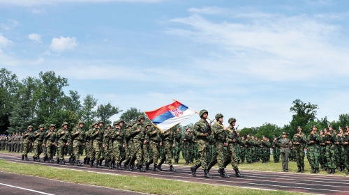 Parada u kasarni u Somboru
