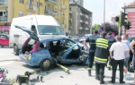Poslednja nesreća: Dve osobe teško poveđene na raskrsnci Nemanjine i Ulice kneza Miloša