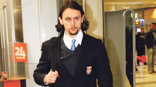 Može za obe  reprezentacije:  Neven Subotić