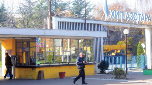 Među privedenima  je i komercijalni  direktor Azotare