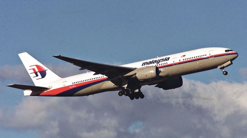 Avion  „Malezija  erlajnza” sa 239 putnika je nestao još 8. marta