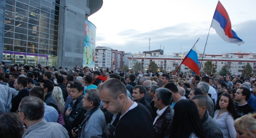 Naprednjaci ispred Arene Foto: Petar Marković