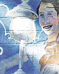 Mural na stambenoj zgradi u kojoj je odrasla