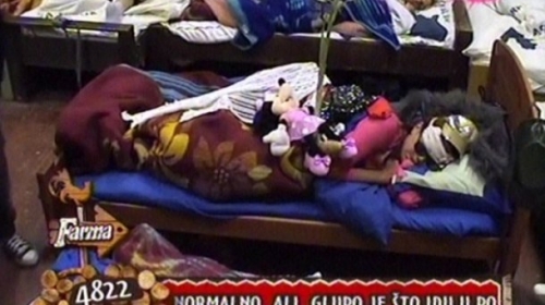 Mis Svetlana zatrpana u sopstvenom krevetu