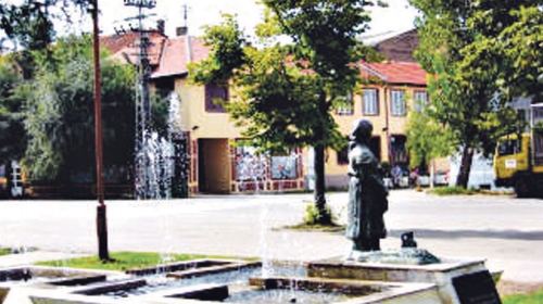 Prebijanje je posledica siledžijskih rituala koje najstariji đaci u internatu kao „vatreno krštenje“ sprovode nad prvacima