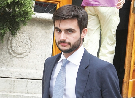Mladi Lazar Krstić glavni problem Krkobabićevim kadrovima