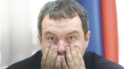 Ni Vučić nije naivan: Dačić