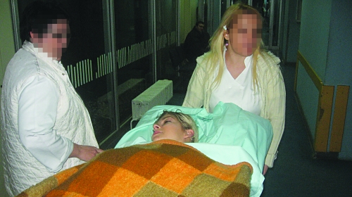 Vanja je u svesnom stanju i može da pokreće ruke i noge